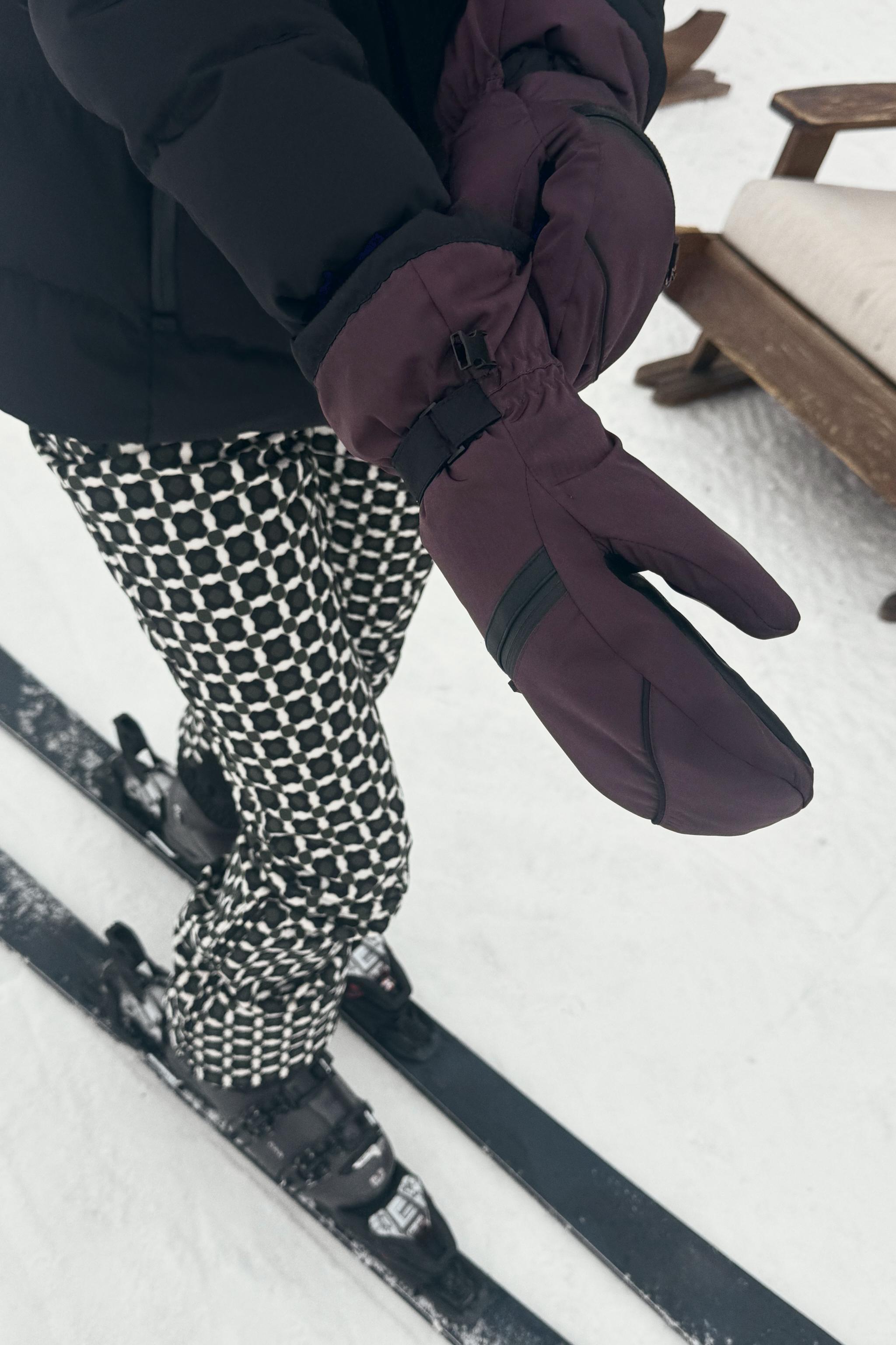 FLARE WATER RESISTANT WINDPROOF RECCO® TECHNOLOGY SKI COLLECTION PANTS